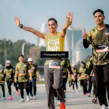 Runner Photo 6715248