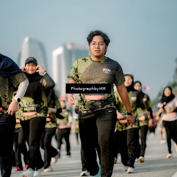 Runner Photo 6715249
