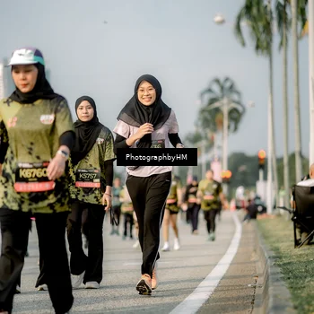 Runner Photo 6715255