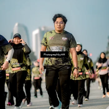 Runner Photo 6715256