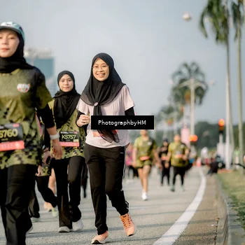 Runner Photo 6715265
