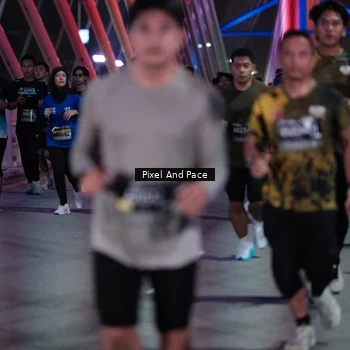 Runner Photo 6715308