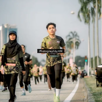 Runner Photo 6715351