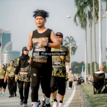 Runner Photo 6715354