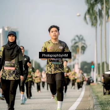 Runner Photo 6715363