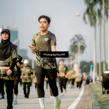 Runner Photo 6715364