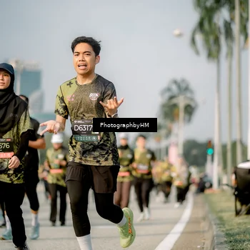 Runner Photo 6715367