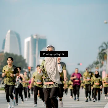 Runner Photo 6715378