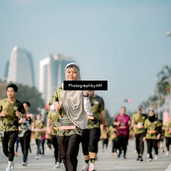 Runner Photo 6715384