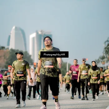 Runner Photo 6715391