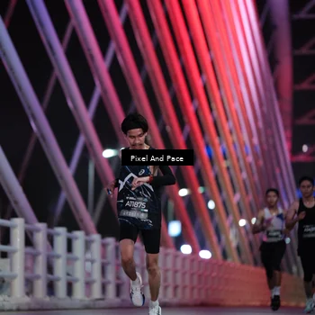 Runner Photo 6715404