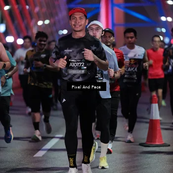 Runner Photo 6715410