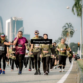 Runner Photo 6715417