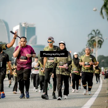 Runner Photo 6715424