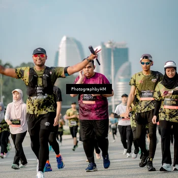 Runner Photo 6715427