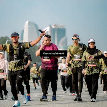 Runner Photo 6715431