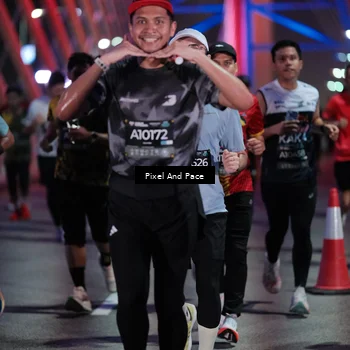 Runner Photo 6715442