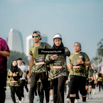 Runner Photo 6715450