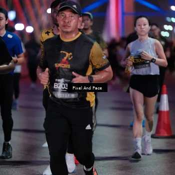 Runner Photo 6715466