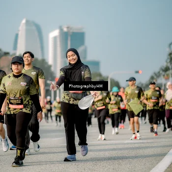 Runner Photo 6715474