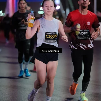 Runner Photo 6715476