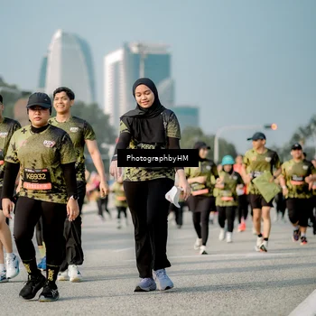Runner Photo 6715479