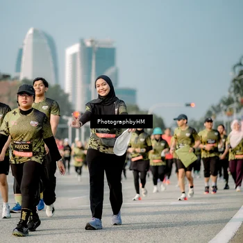 Runner Photo 6715480