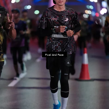 Runner Photo 6715499