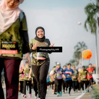 Runner Photo 6715512