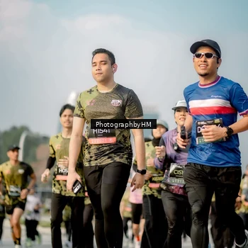 Runner Photo 6715547