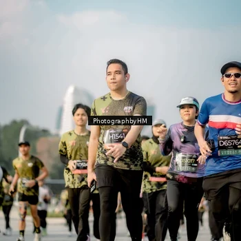 Runner Photo 6715549