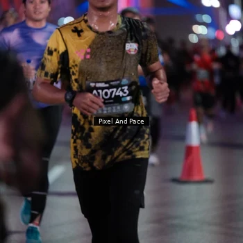 Runner Photo 6715572