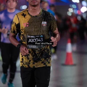 Runner Photo 6715576