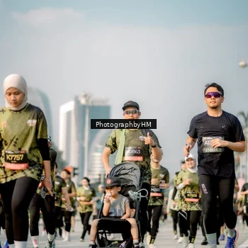 Runner Photo 6715609