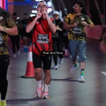 Runner Photo 6715612