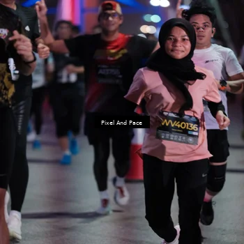 Runner Photo 6715792