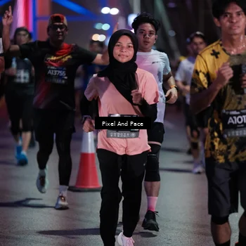 Runner Photo 6715811