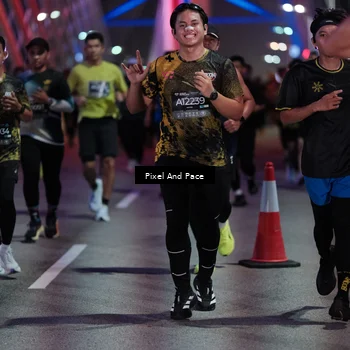 Runner Photo 6715894