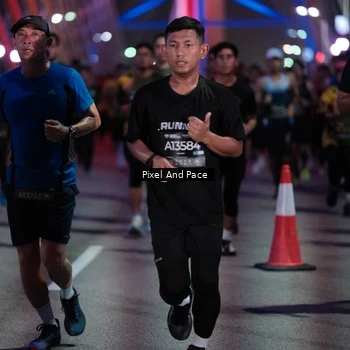 Runner Photo 6715926