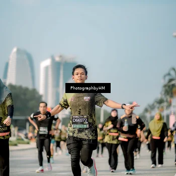 Runner Photo 6715935
