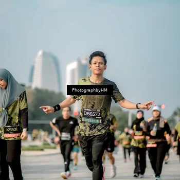 Runner Photo 6715940
