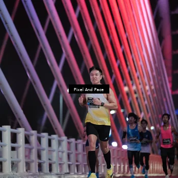 Runner Photo 6715953
