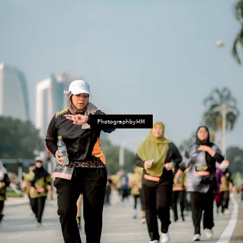 Runner Photo 6715970