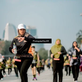 Runner Photo 6715973