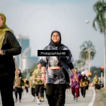 Runner Photo 6716001