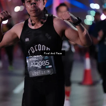 Runner Photo 6716005