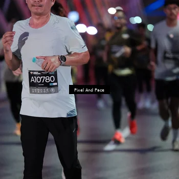 Runner Photo 6716028