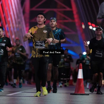 Runner Photo 6716060