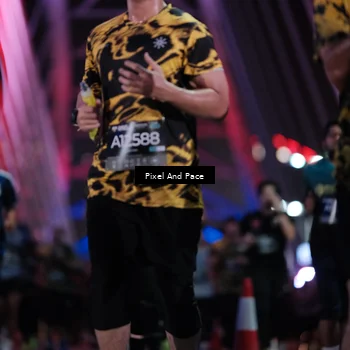 Runner Photo 6716099