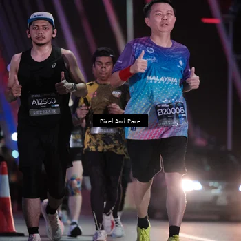 Runner Photo 6716235